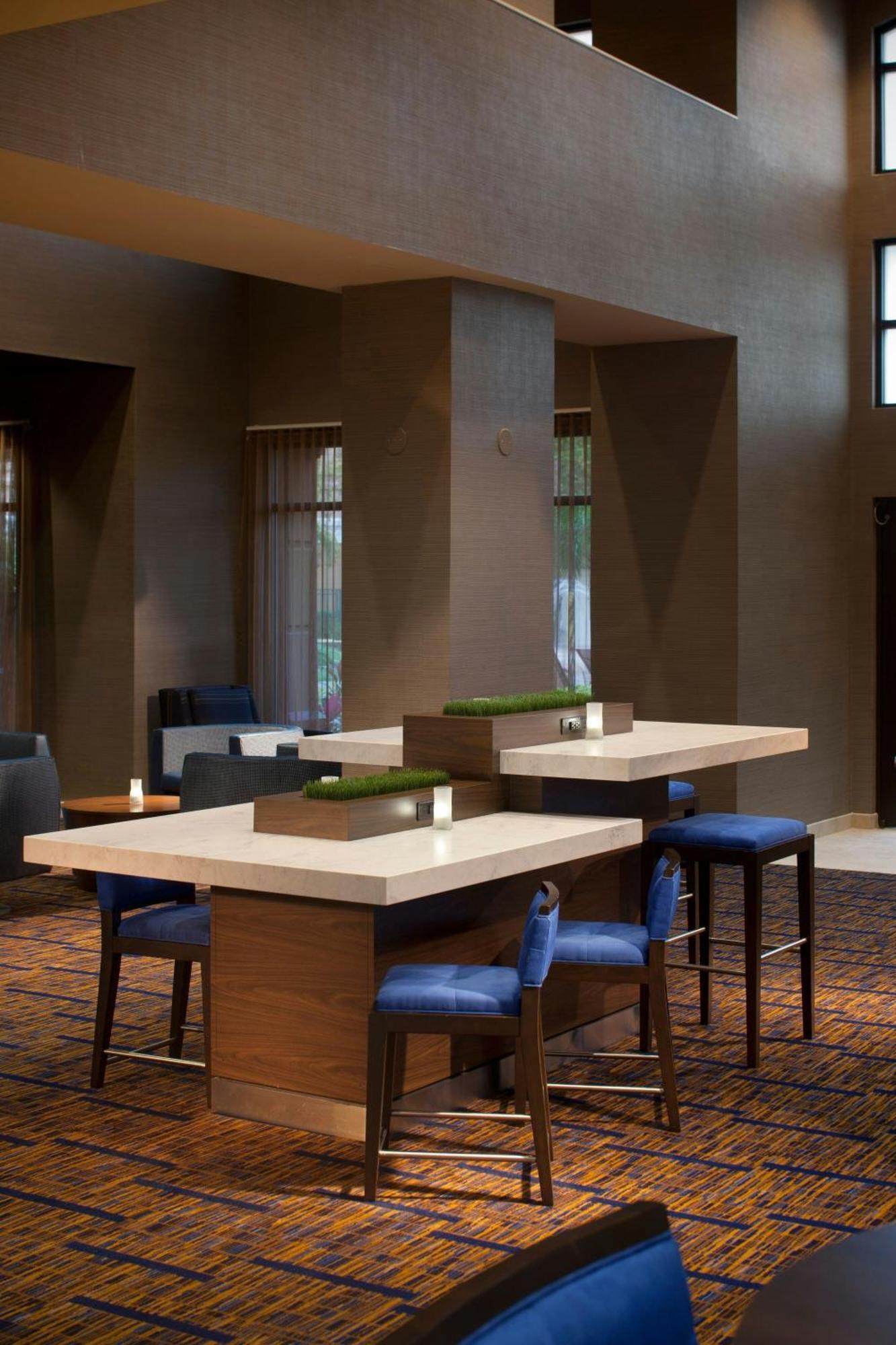 Courtyard By Marriott Orlando Lake Buena Vista In The Marriott Village Extérieur photo