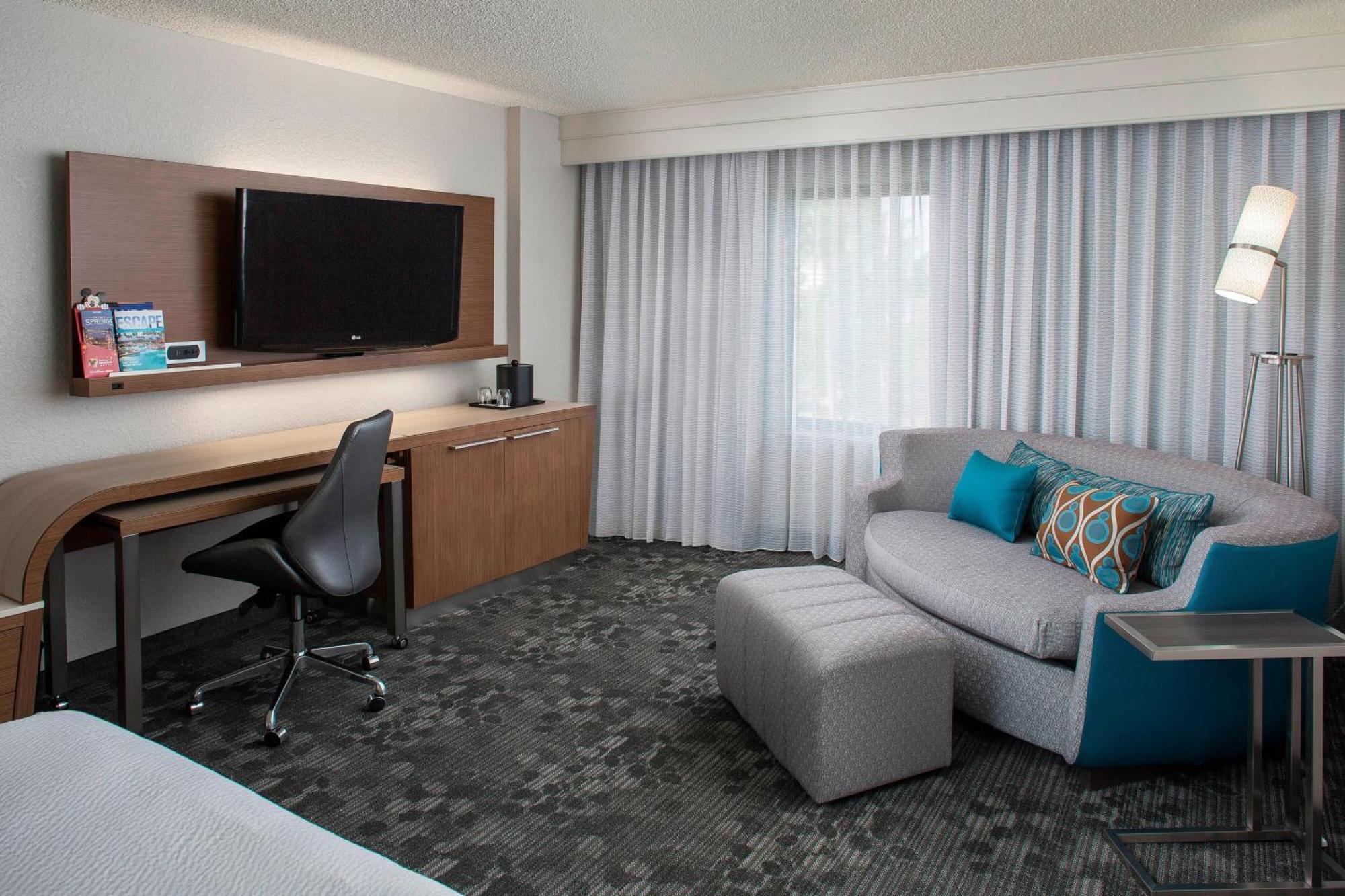 Courtyard By Marriott Orlando Lake Buena Vista In The Marriott Village Extérieur photo